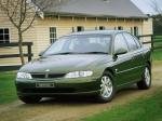 Holden Berlina 2000 года